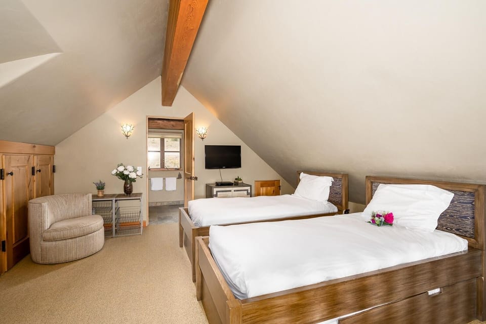 House, 4 Bedrooms | 4 bedrooms, WiFi (free), bed sheets