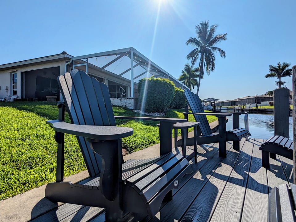 fish, relax or look for Manatees or Dolphins from the the dock