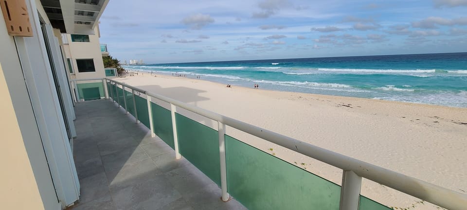 balcony
