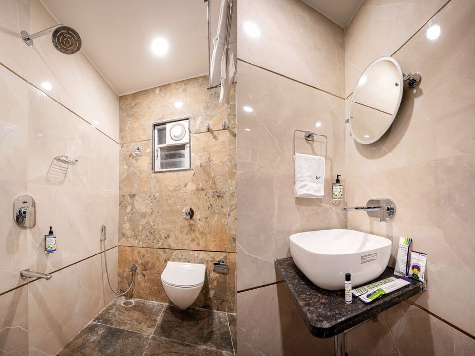 Standard Room | In-room safe, desk, soundproofing, iron/ironing board