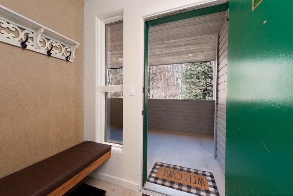 Front entry and mud room - plenty of room for skis/boards/boots