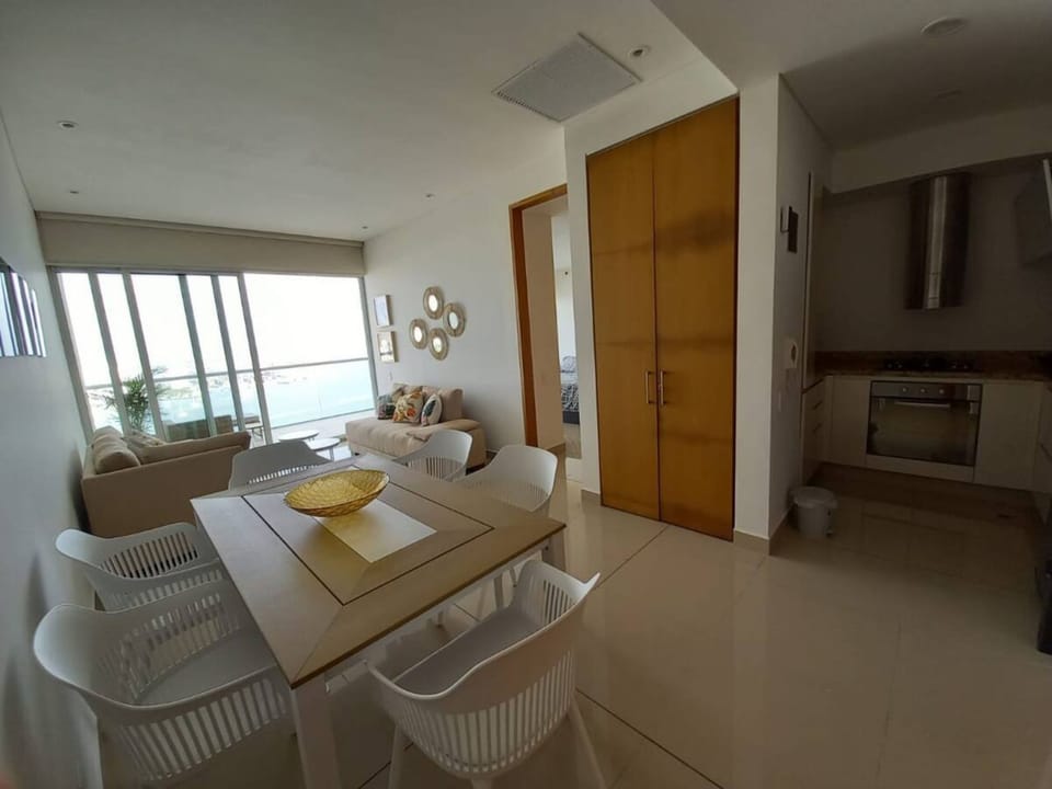 Exclusive Apartment | Dining room