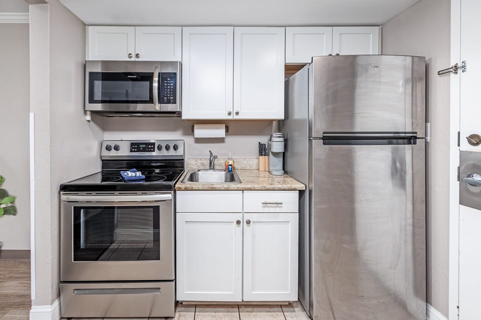 Full-size stove/oven to make basic meals. 