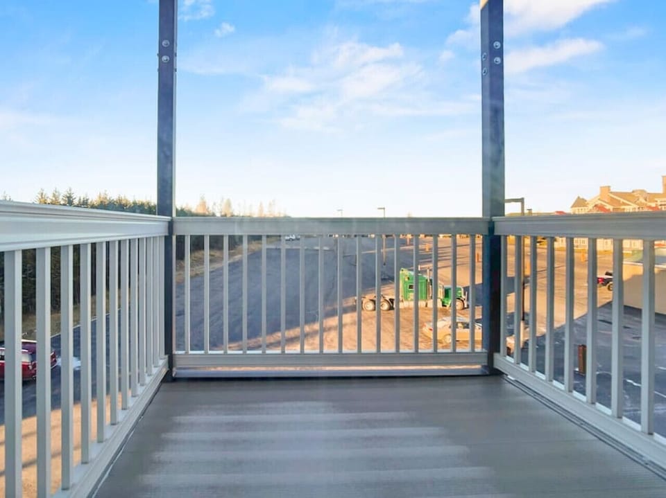 Brand new private deck in 2023