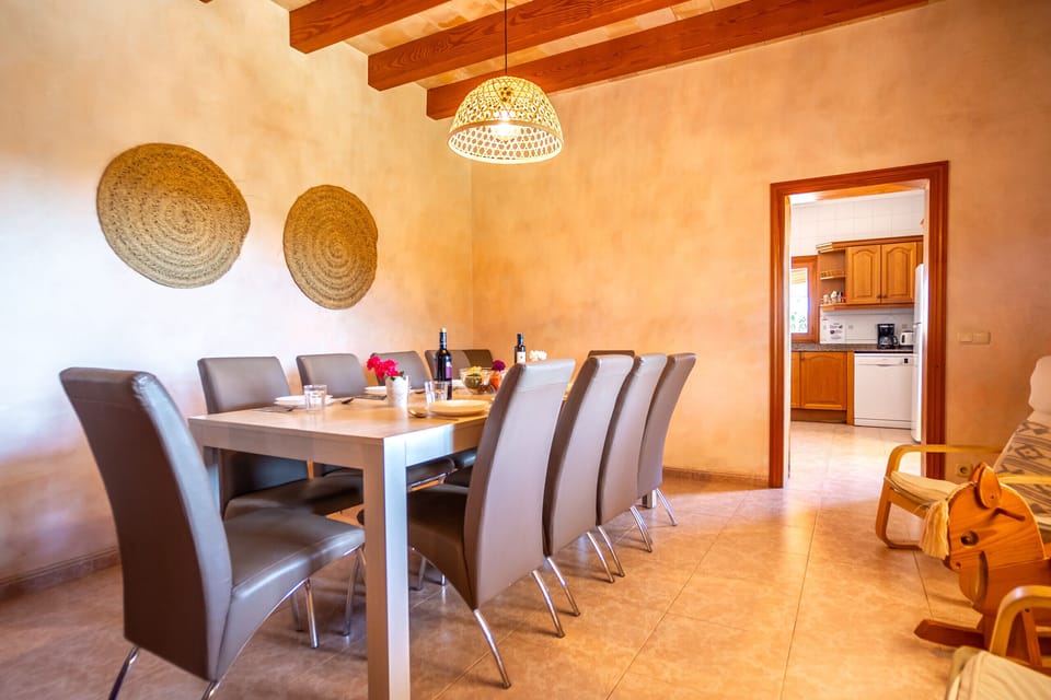 Villa in Alcudia for 8 persons with Pool and garden