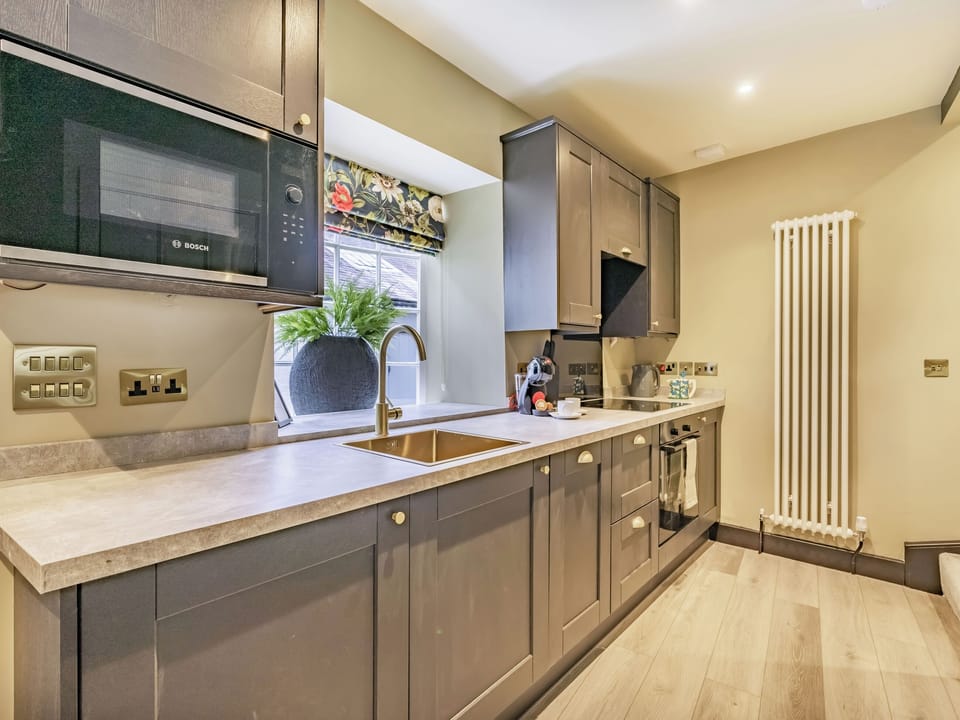 Kitchen area | Millgate Fosse Cottage, Richmond
