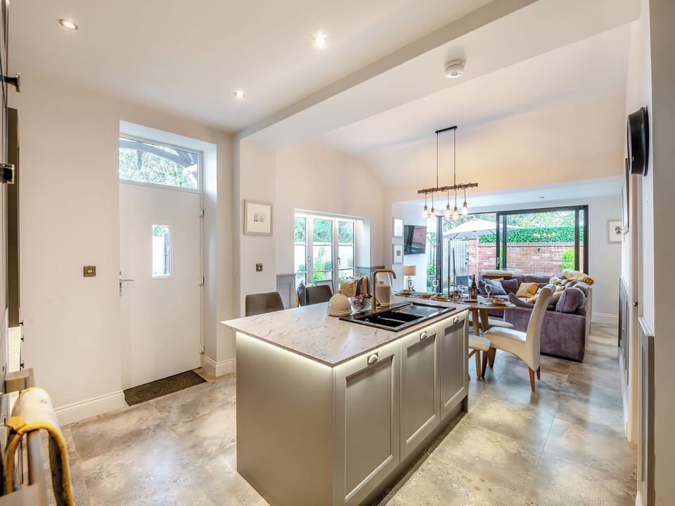 Open plan living space | Foreman&rsquo;s Cottage, Beverley