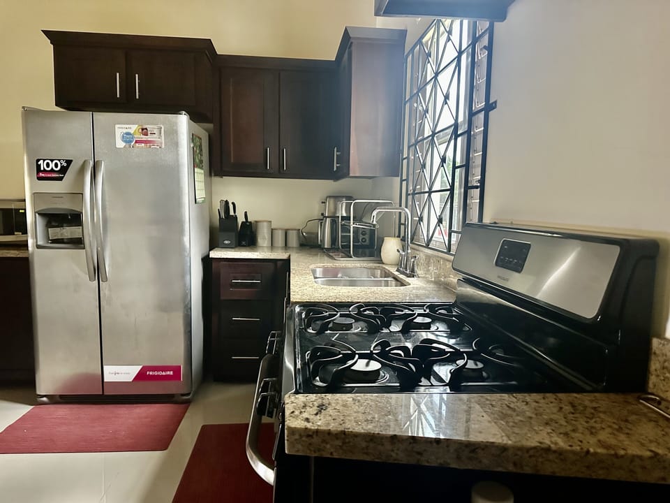 Fully equipped kitchen 