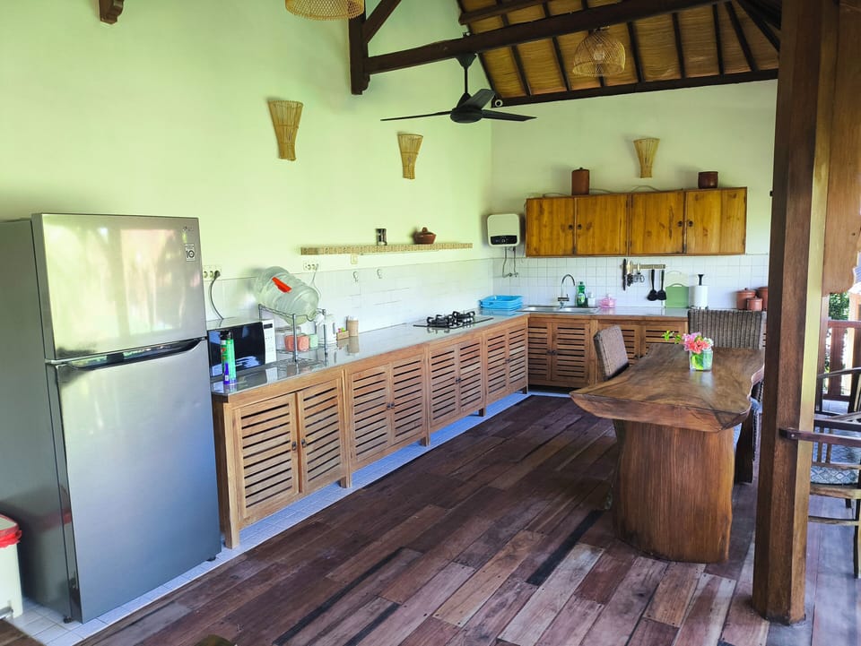 Apartment, Sea View | Private kitchen | Shared fridge