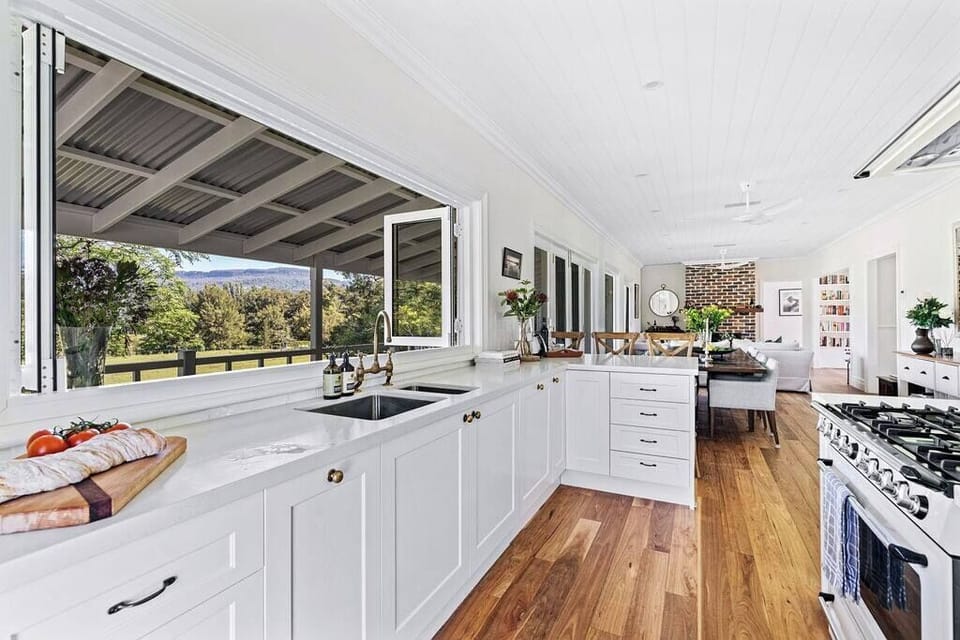 Dining in? Craft chef quality meals or better yet, organise a private chef. 
