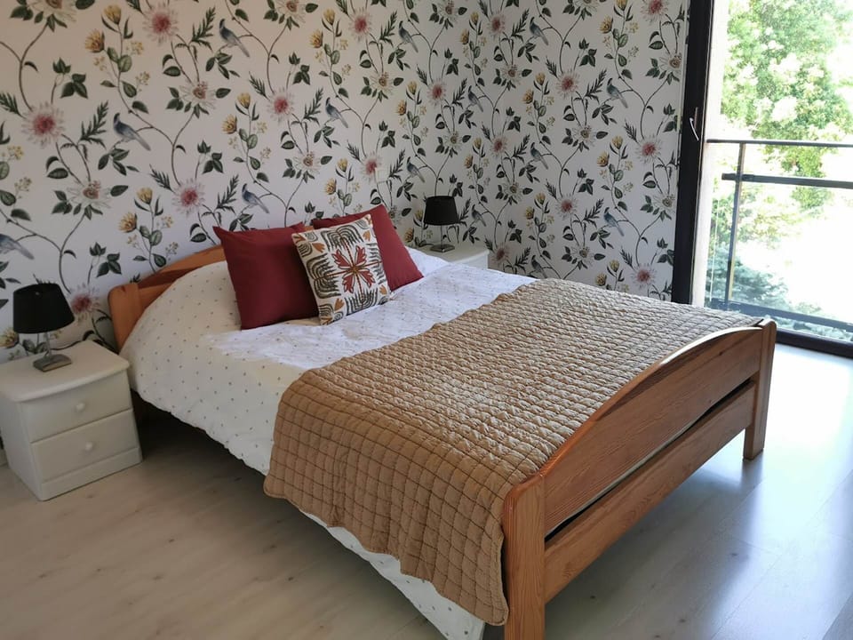 Chambre double dans une villa, vallée de la Dordogne