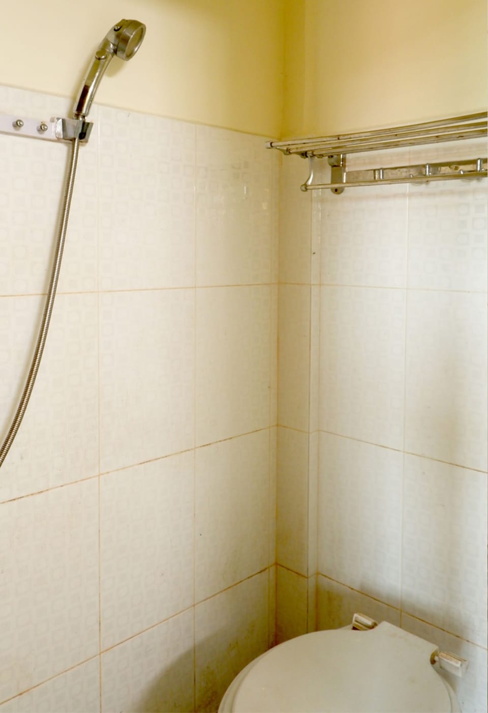 Standard Single Room | Bathroom | Shower, towels