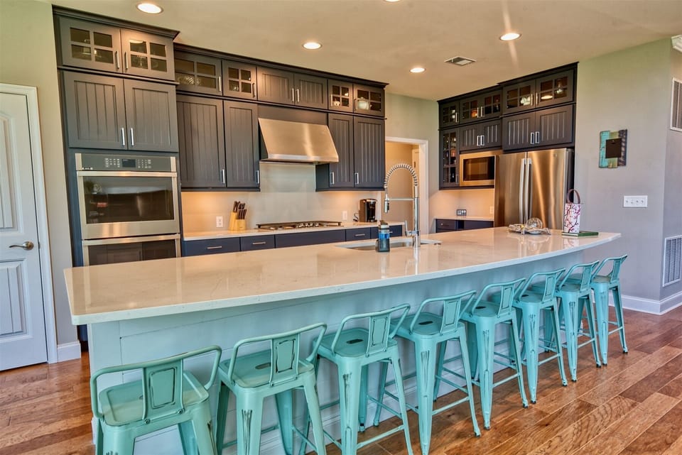 Beautiful gourmet kitchen with seating for 8