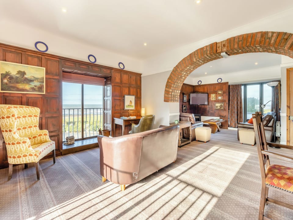 Living area | Morlais, Llanon Aberystwyth