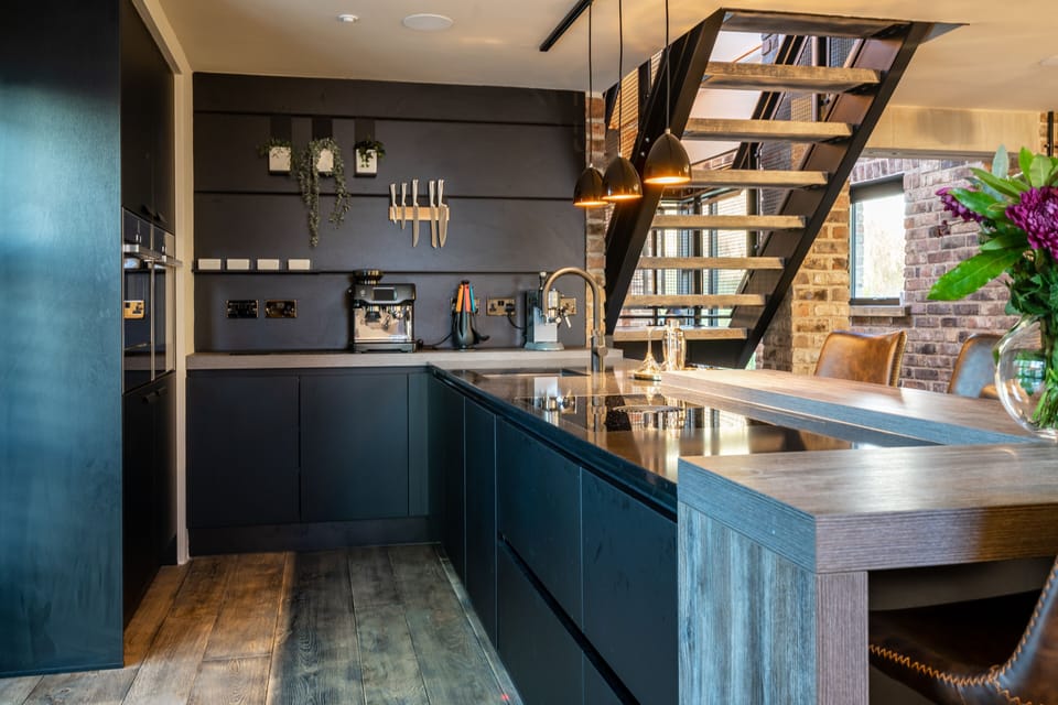 House | Private kitchen | Fridge, microwave, oven, stovetop
