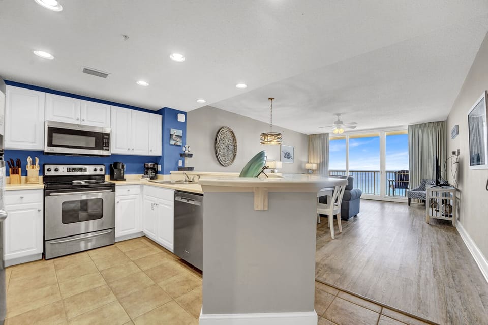 have you ever prepared dinner with this view in sight?
