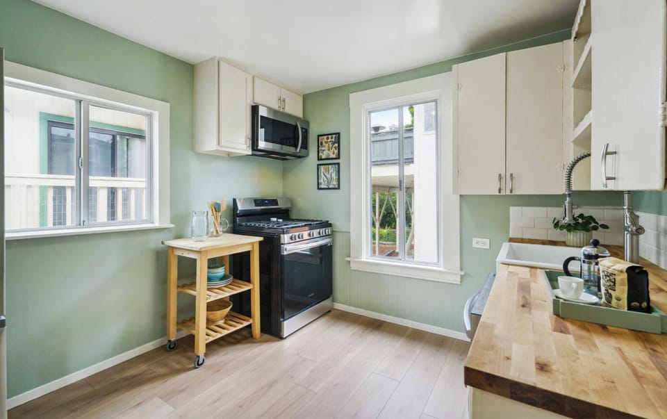 Kitchen stove, sink, preparation counter top 
