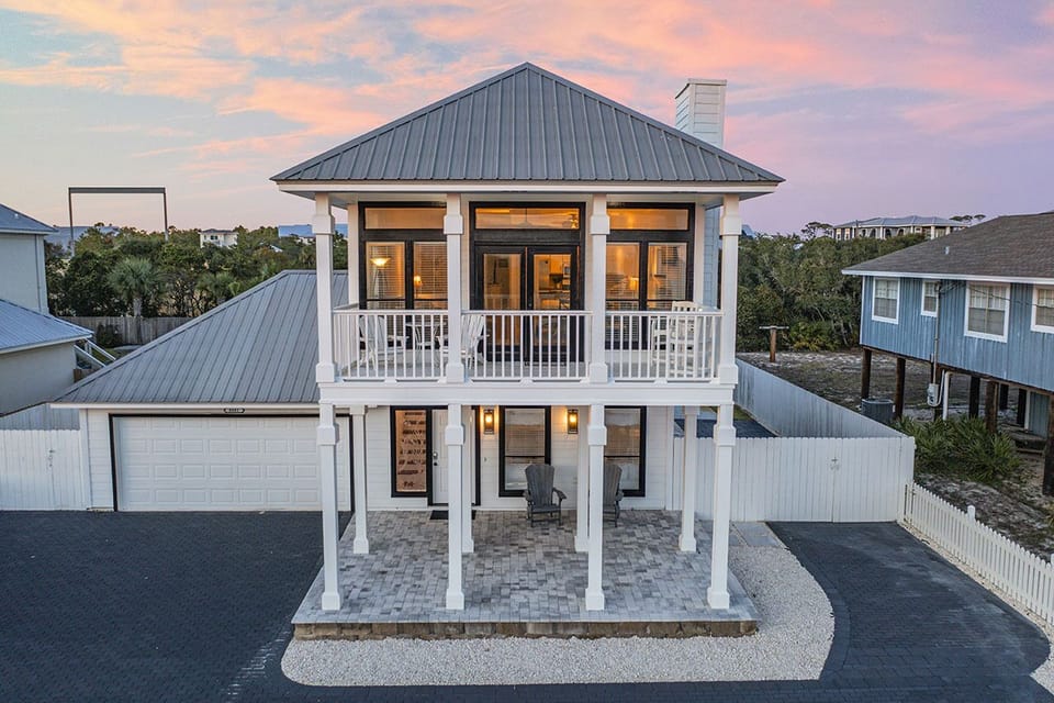 Inlet Getaway - Rosemary Beach - Front Exterior