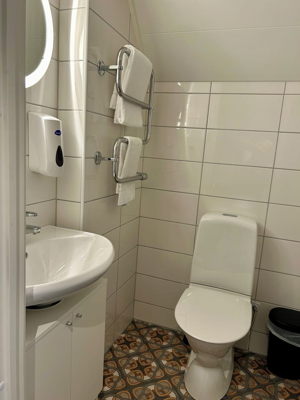 Hair dryer, towels