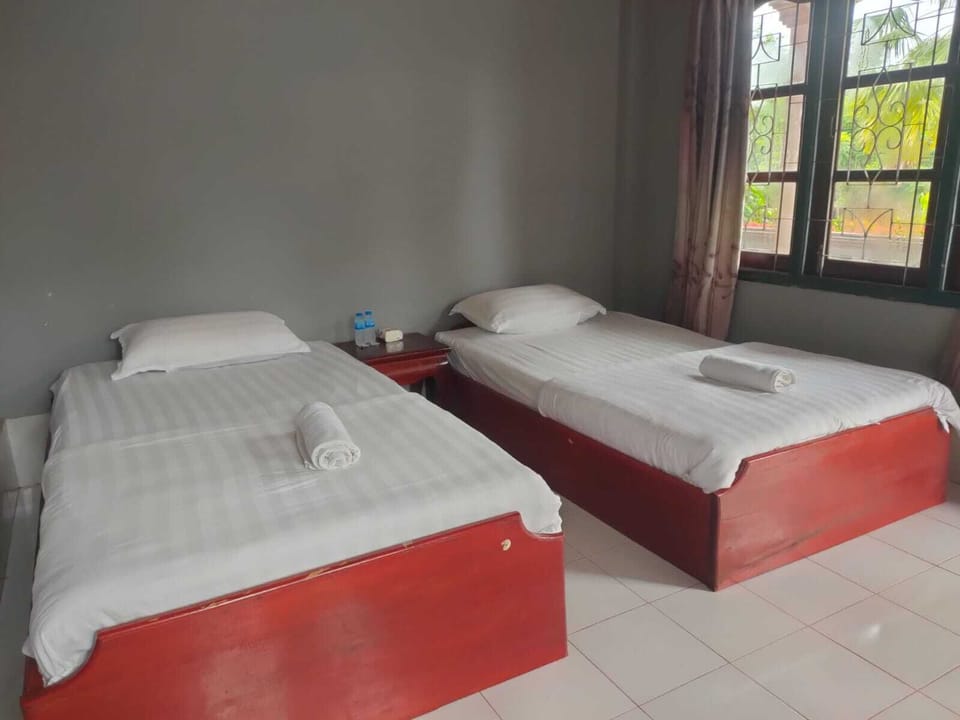 Deluxe Twin Room | Free WiFi