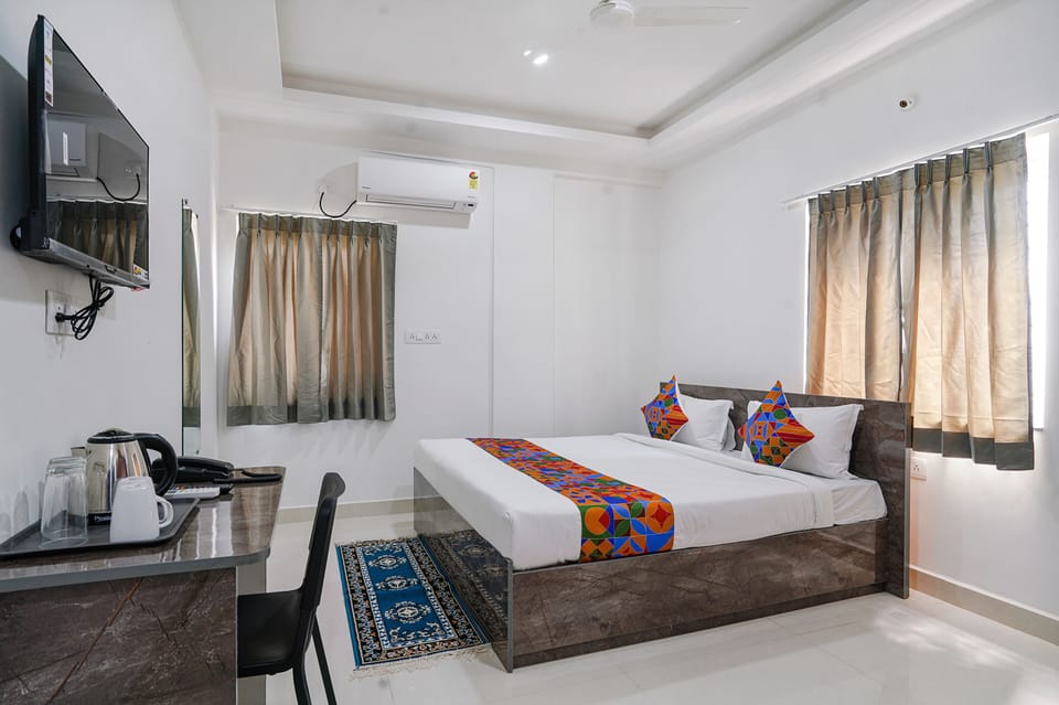 Family Room | Egyptian cotton sheets, premium bedding, in-room safe, free WiFi