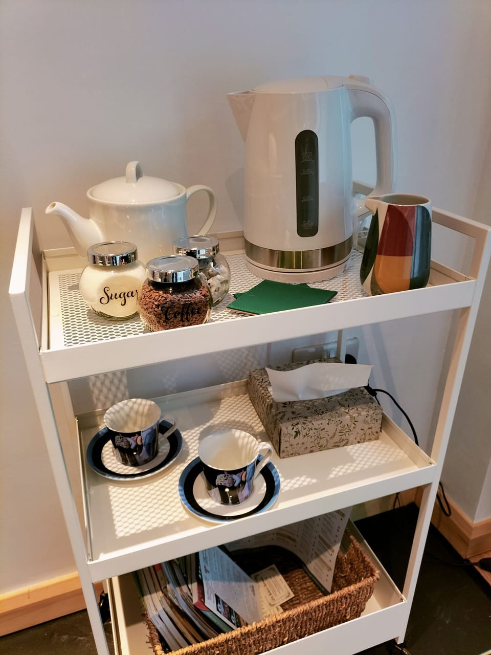 Apartment | Private kitchen | Fridge, microwave, stovetop, electric kettle