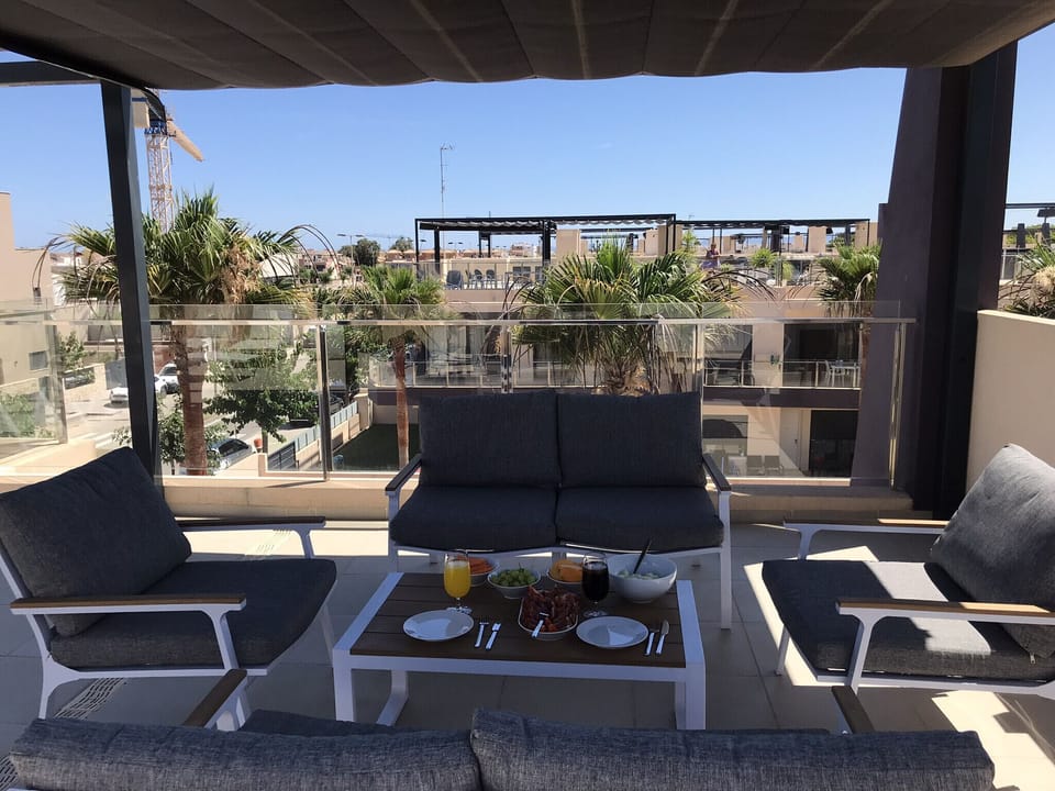 80 m2 Terrace, Lounge group