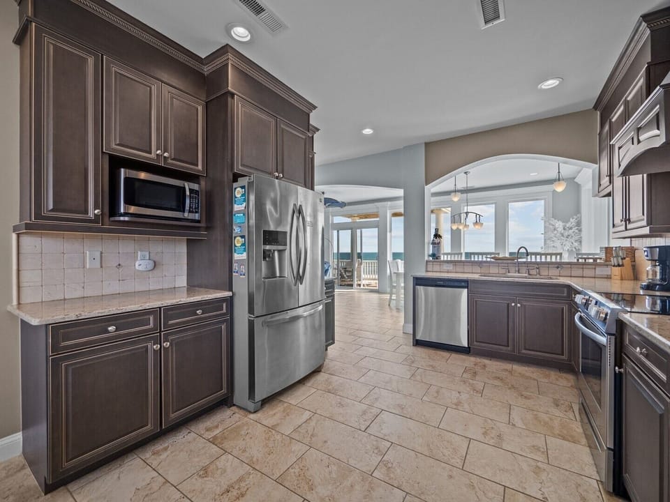 Lovely Kitchen - Tile FLoors - Custom Cabinetry