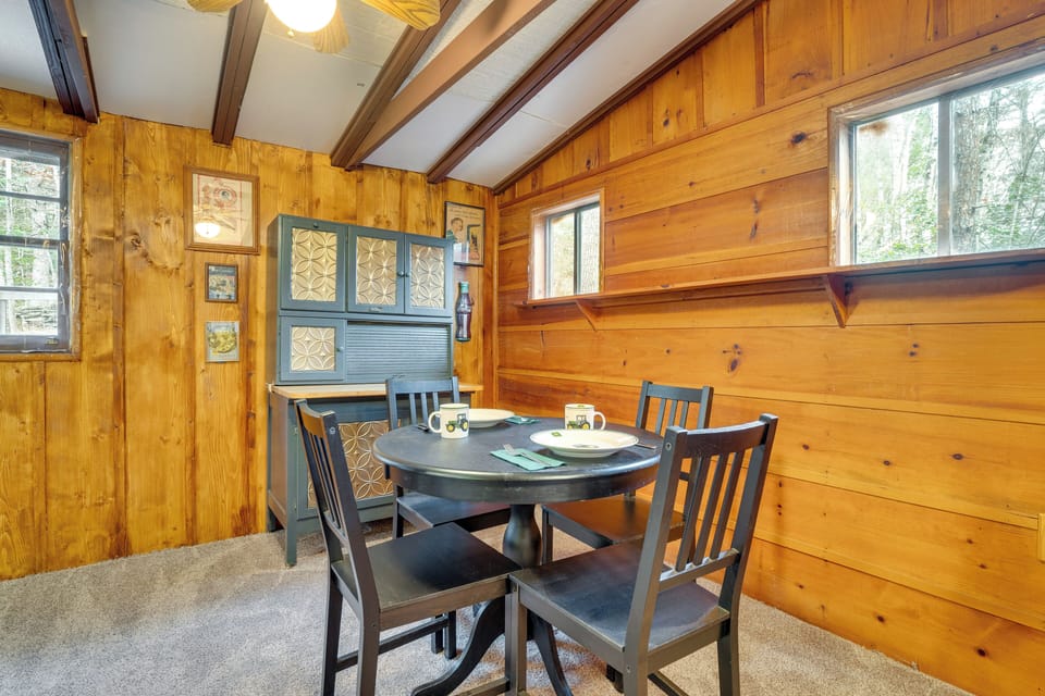 House (2 Bedrooms) | Interior