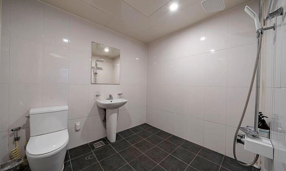 Shower, free toiletries, hair dryer, bathrobes