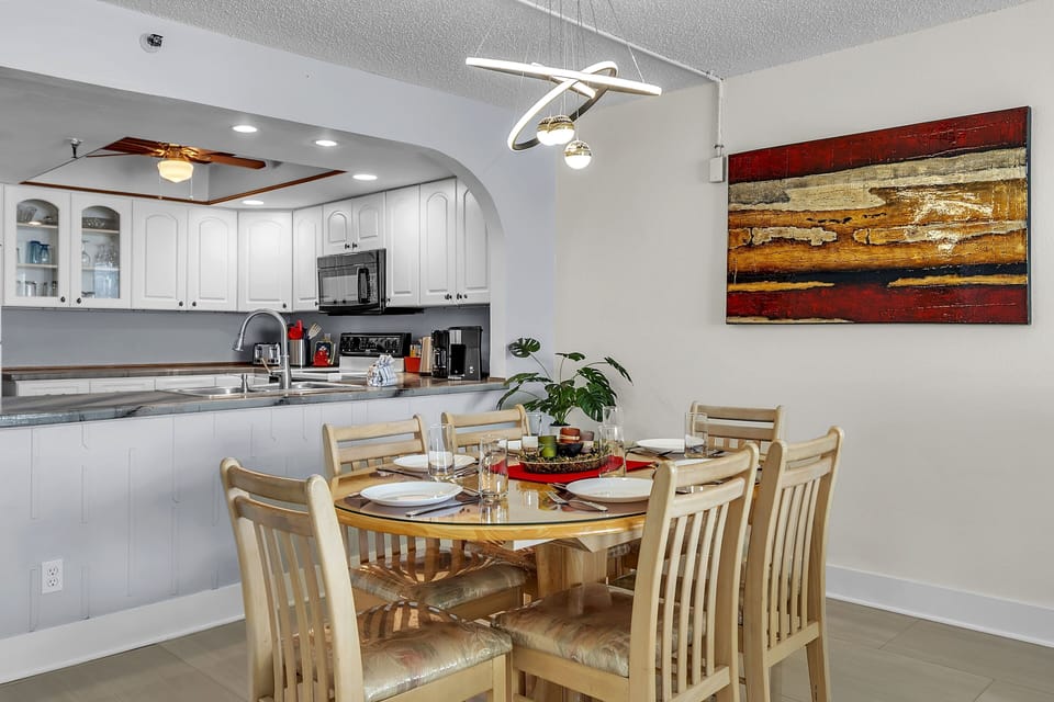 Dining Table set for 6