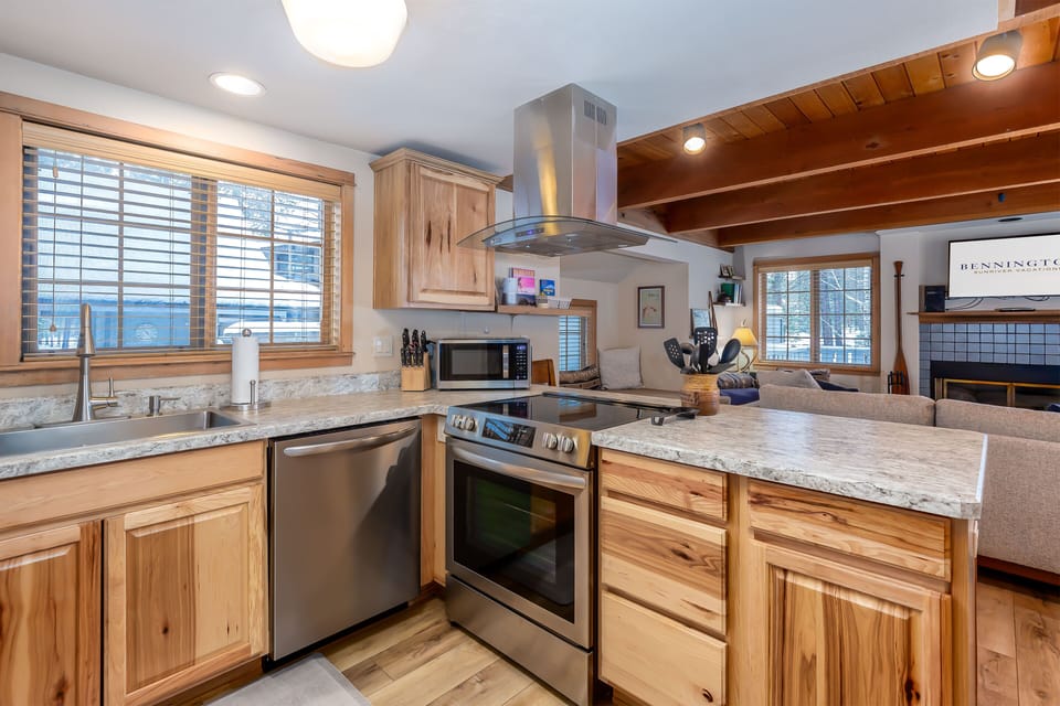 Kitchen - Main Level