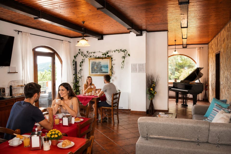 Free daily self-serve breakfast