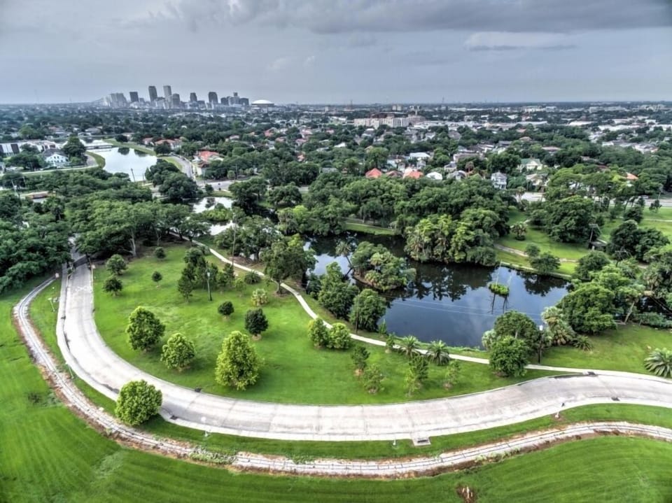 City Park 5 minutes driving distance