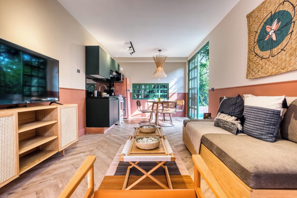 Panoramic Apartment | Living area | Smart TV