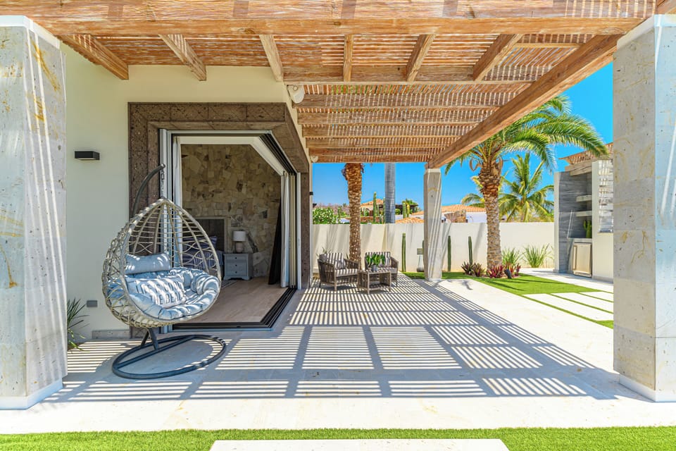Primary #1 covered patio