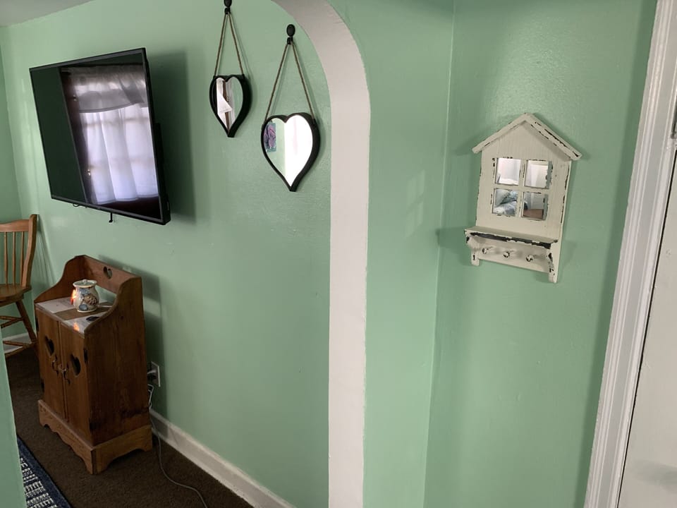 Indoors, Floor, Flooring, Cabinet, Furniture