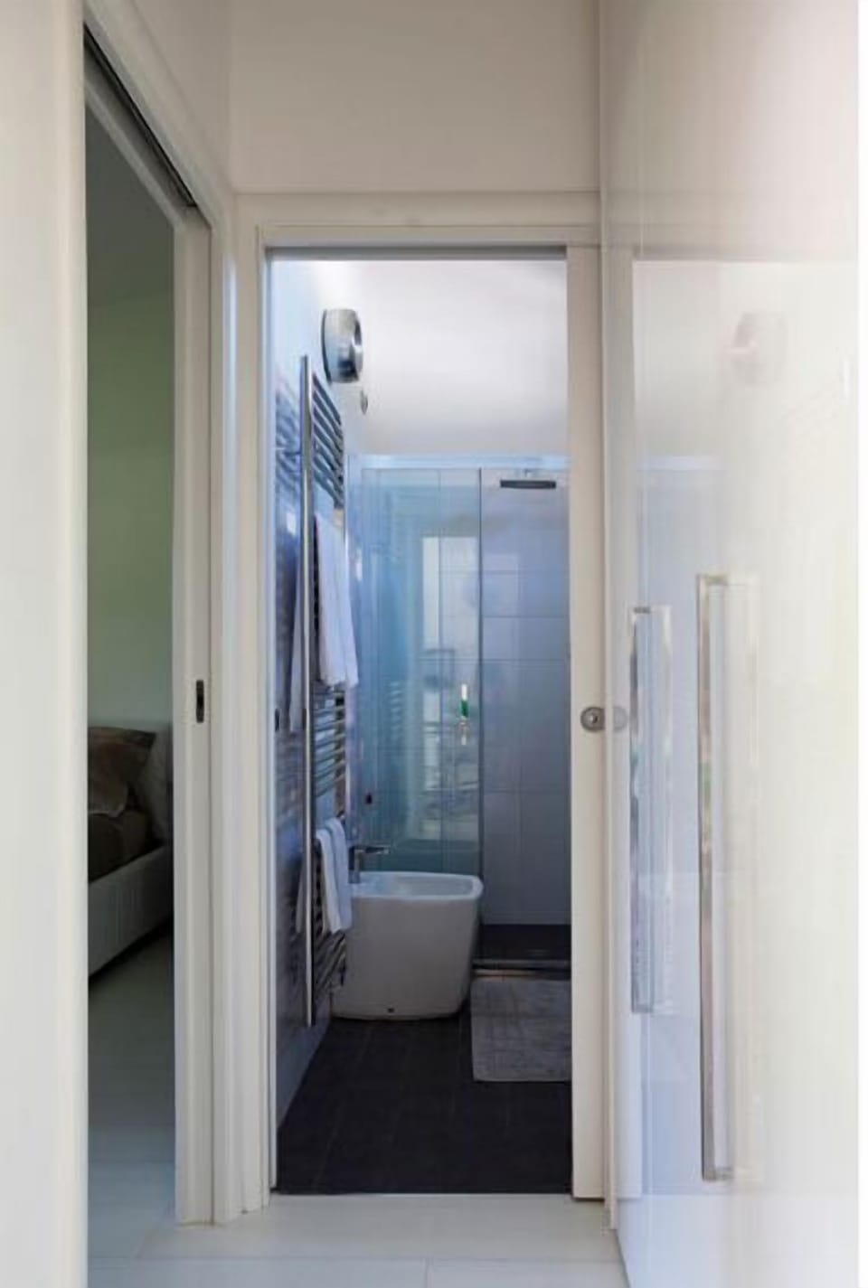 Apartment, 1 Bedroom | Bathroom | Shower, free toiletries, hair dryer, bathrobes