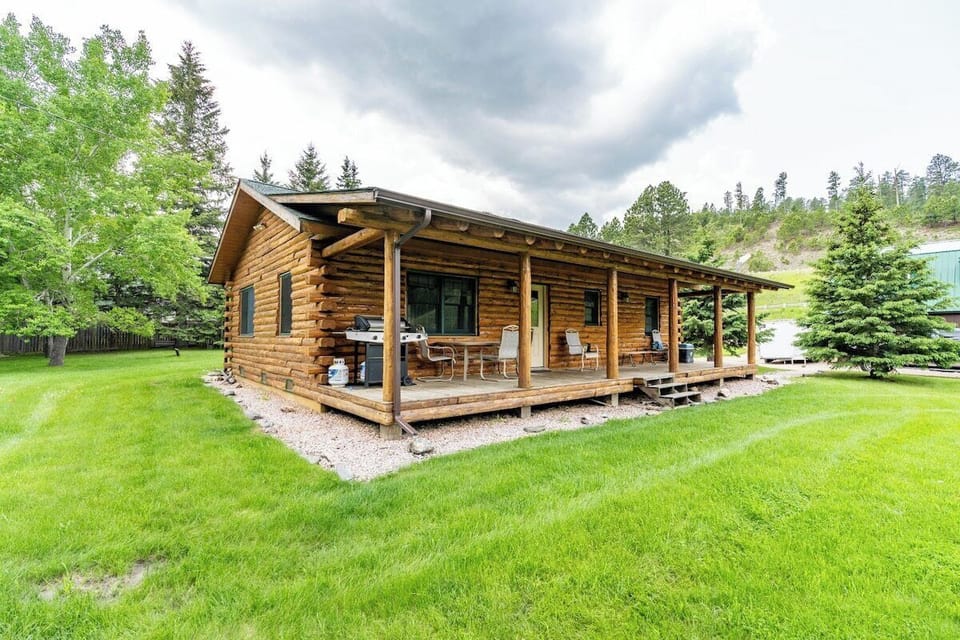 Tenderfoot Creek Cabin