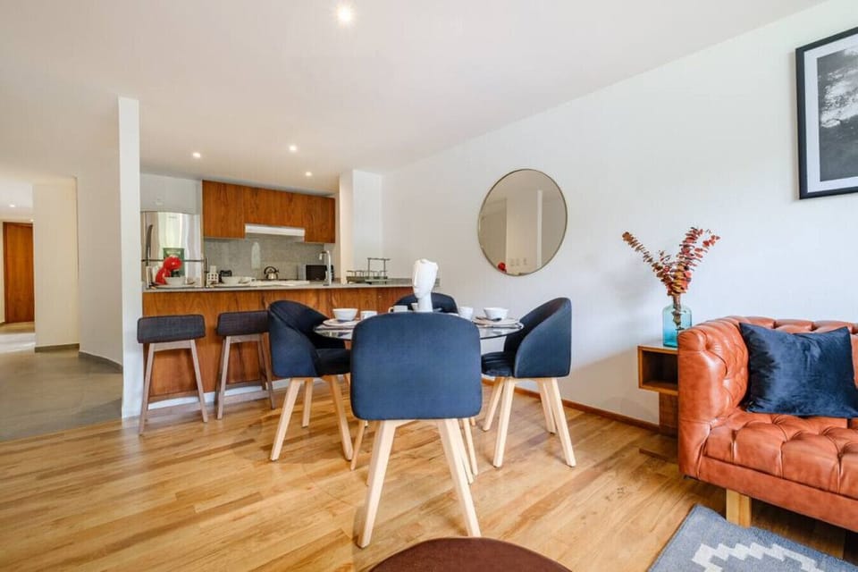Cozy dining area to enjoy your favorite dish