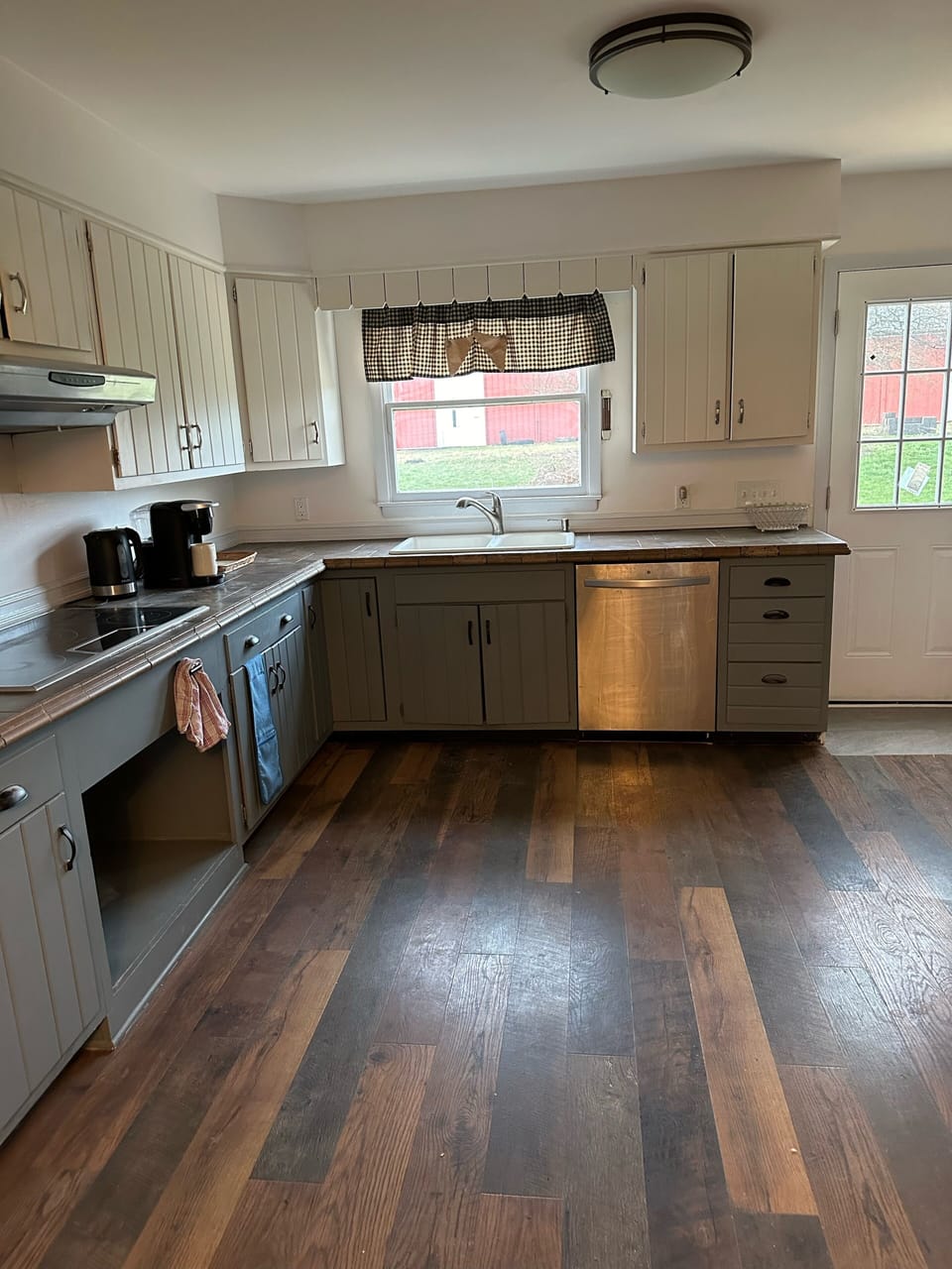 Full Kitchen