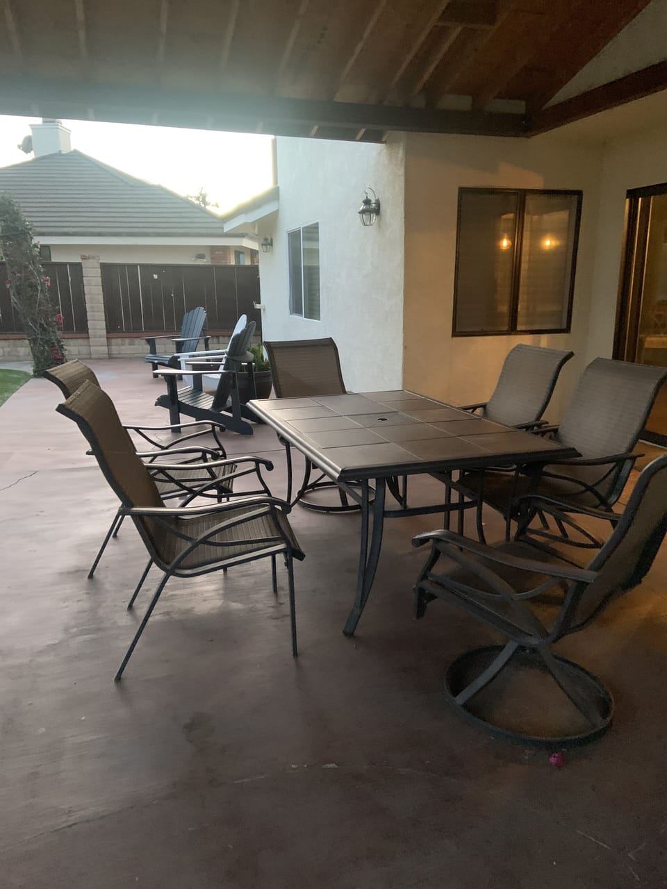 Outdoor dining