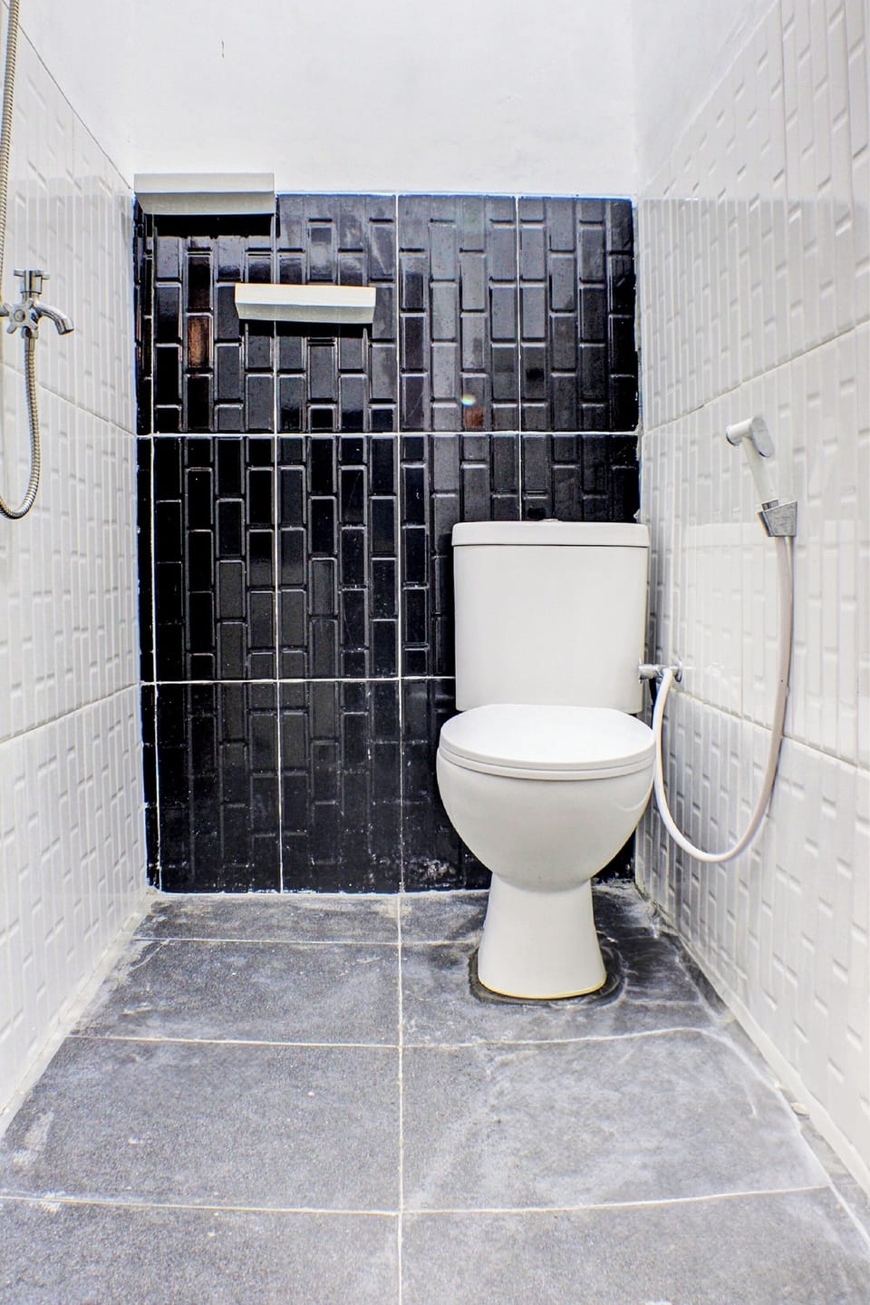 Deluxe Double Room | Bathroom | Shower, soap