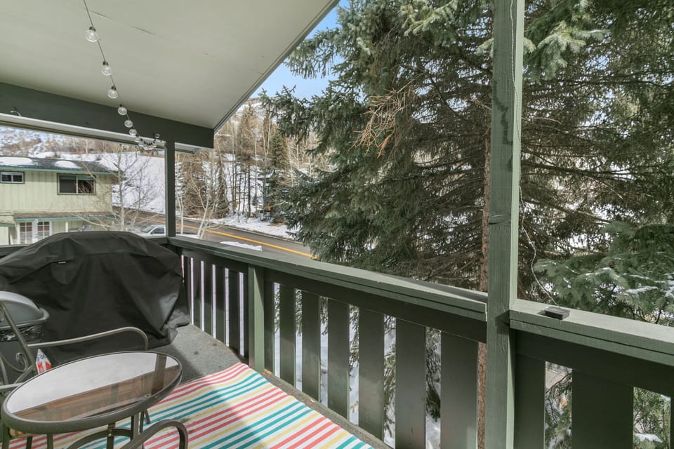 Condo, 3 Bedrooms | BBQ/picnic area