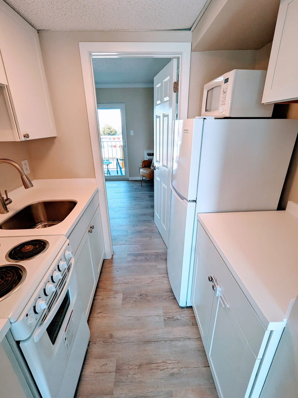Super Clean White Kitchen