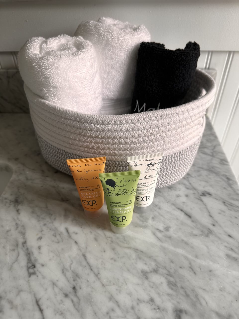 Bathroom amenities