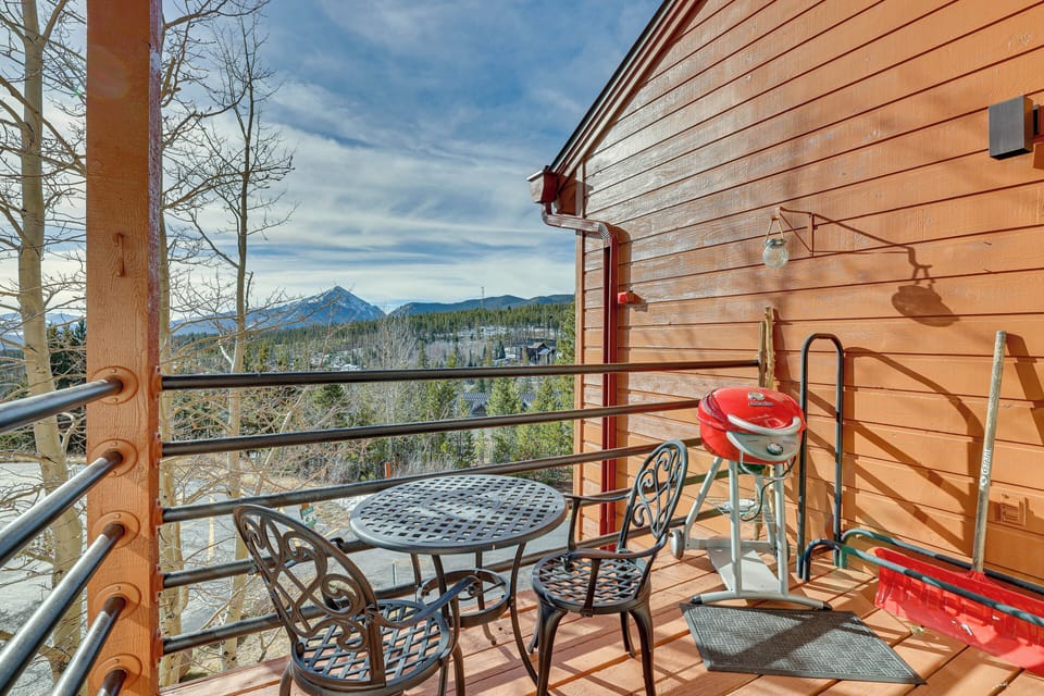 Apartment (2 Bedrooms) | Front of property