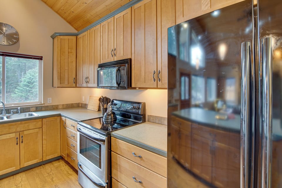 House (3 Bedrooms) | Interior