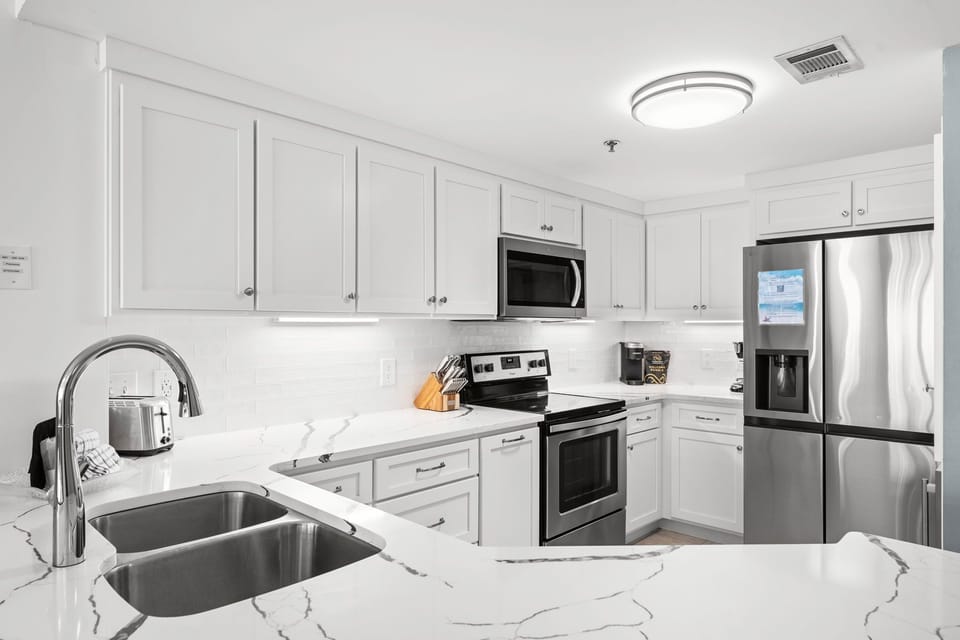 Kitchen With Modern Amenities