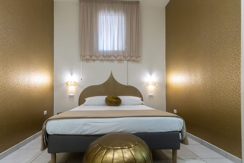 Standard Room | 1 bedroom, premium bedding, down comforters, desk